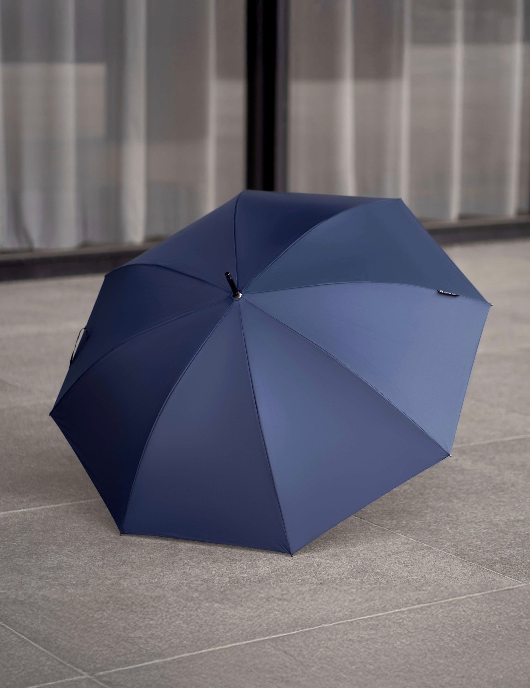 Stockschirm Modern - Blau - Stockschirm - hochwertiger Regenschirm mit Holzgriff - sturmfest & windfest - für 2 Personen